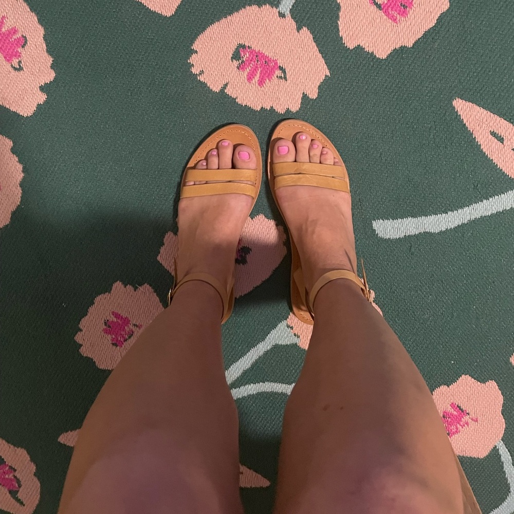 Cute urban outfitters sandal
